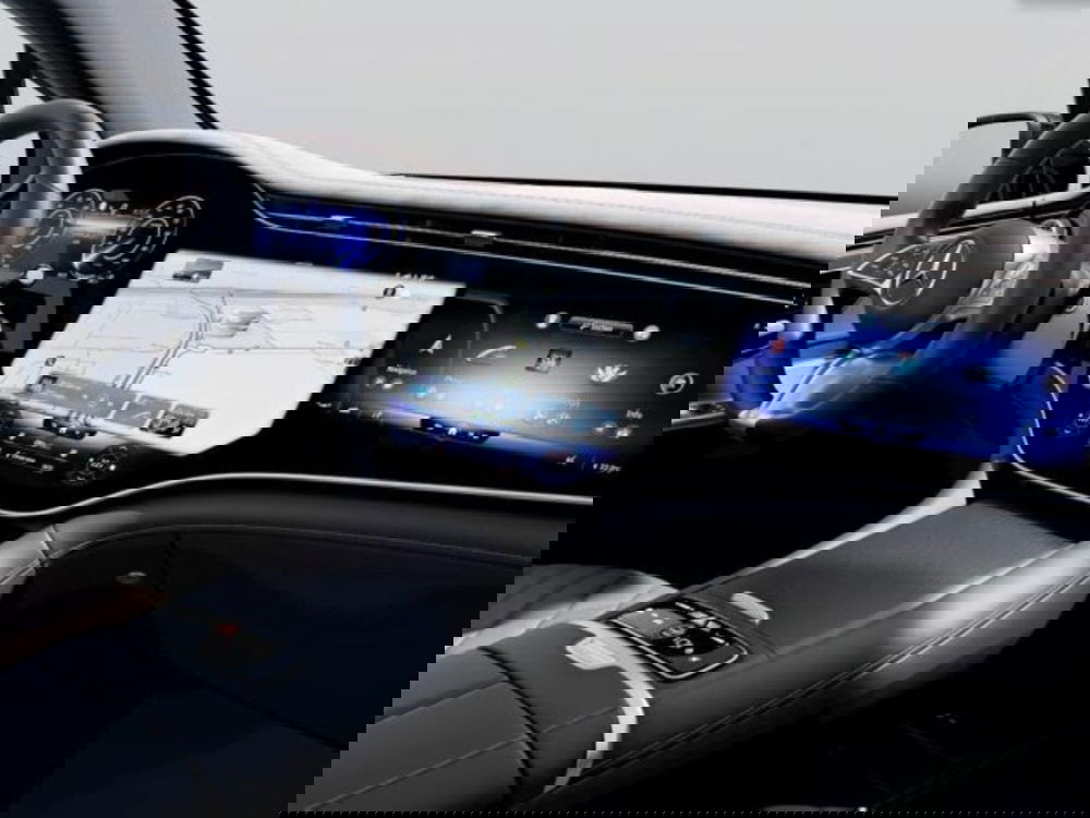 Mercedes-Benz EQE SUV nuova a Verona (8)