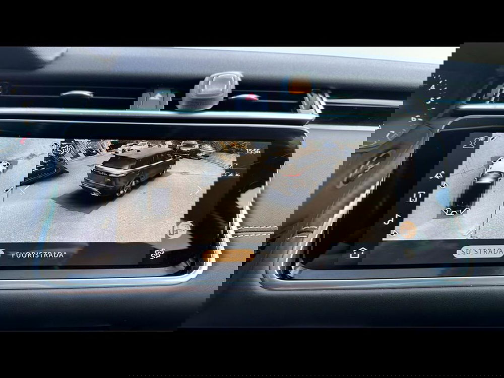 Land Rover Range Rover Velar usata a Varese (13)