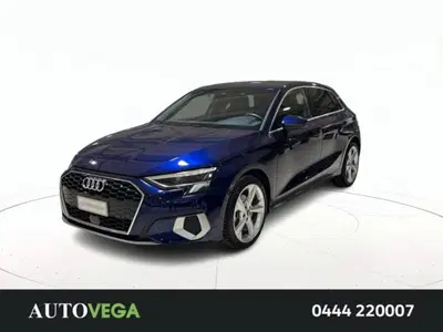 Audi A3 Sportback 2.0 tdi S line edition 150cv s-tronic del 2024 usata a Arzignano