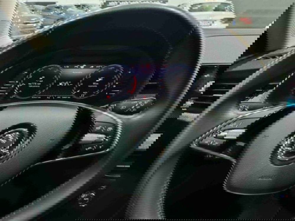 Skoda Kamiq usata a Catania (17)