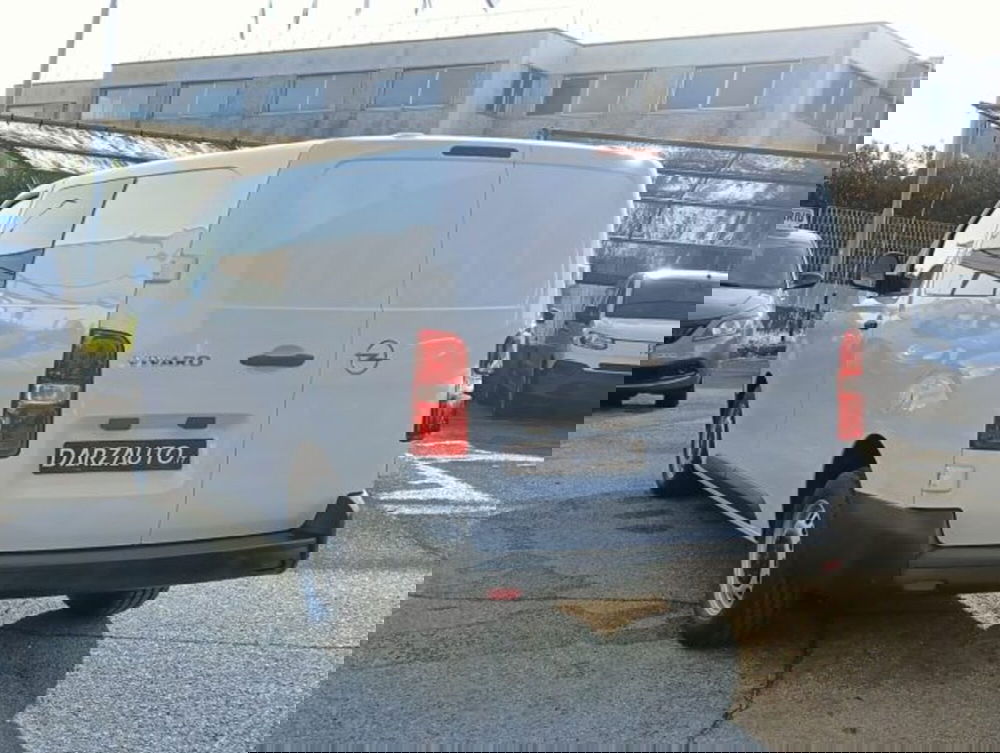 Opel Vivaro Furgone nuova a Brescia (16)