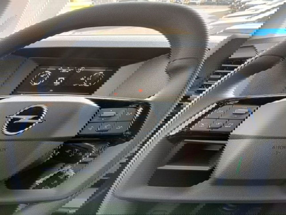 Opel Vivaro Furgone nuova a Brescia (7)