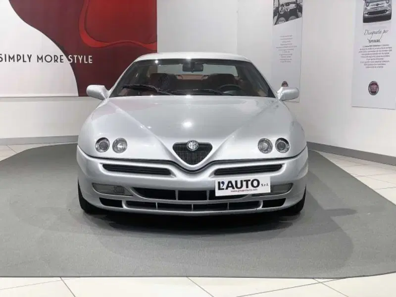 Alfa Romeo Gtv usata a Sondrio (8)