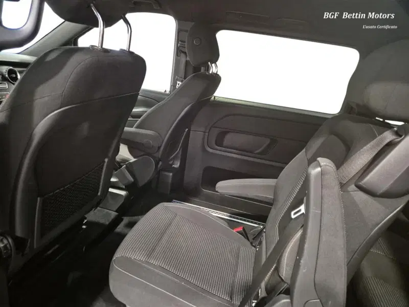 Mercedes-Benz Classe V usata a Padova (14)