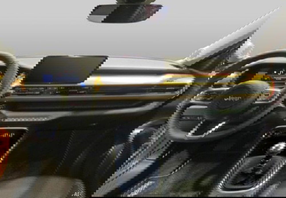 Jeep Avenger nuova a Como (18)