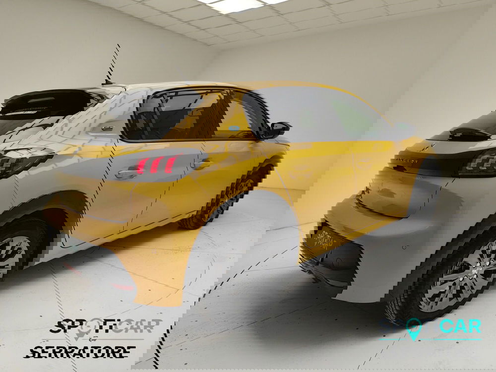 Peugeot 208 usata a Como (5)