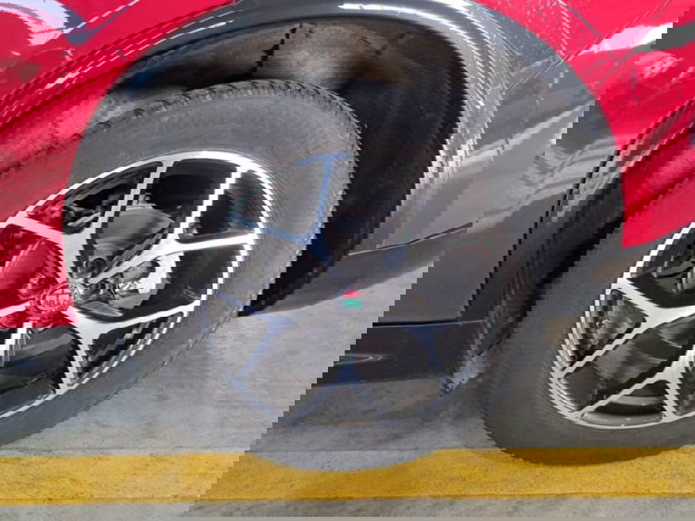 Alfa Romeo Stelvio usata a Salerno (19)