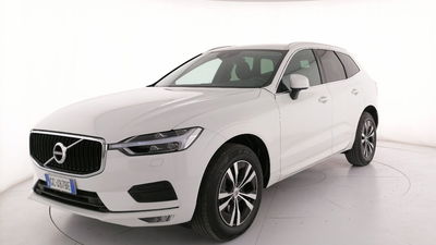 Volvo XC60 B4 Geartronic Momentum Pro del 2020 usata a Roma