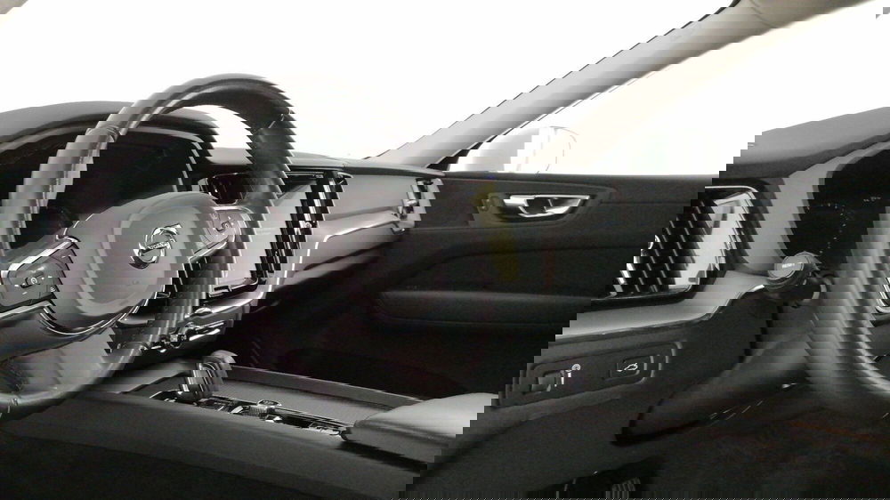 Volvo XC60 usata a Roma (12)