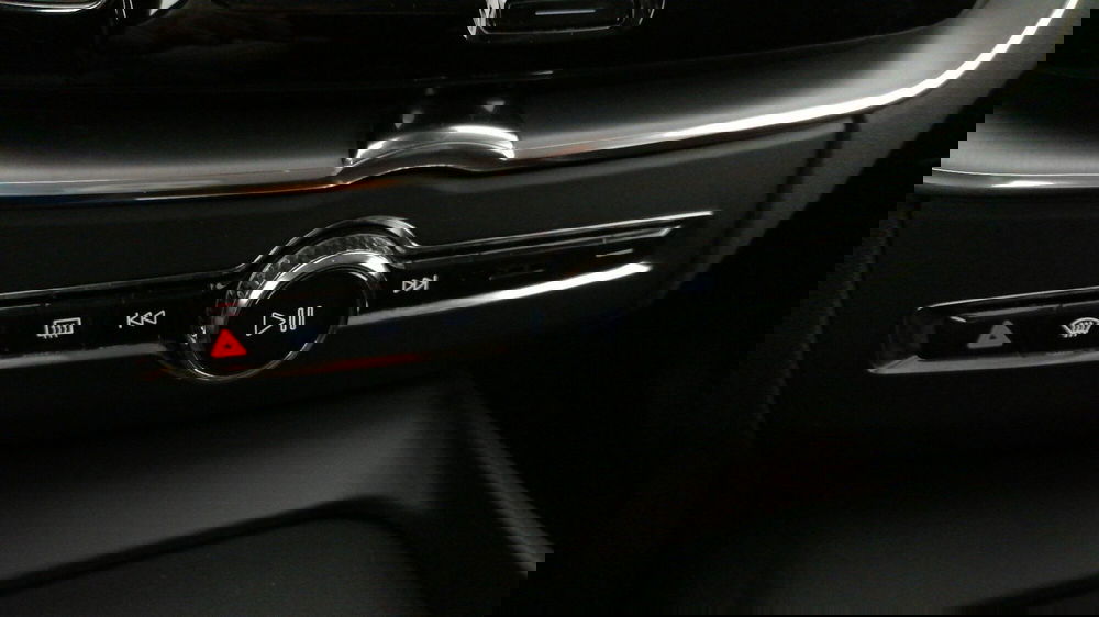 Volvo XC60 usata a Roma (16)