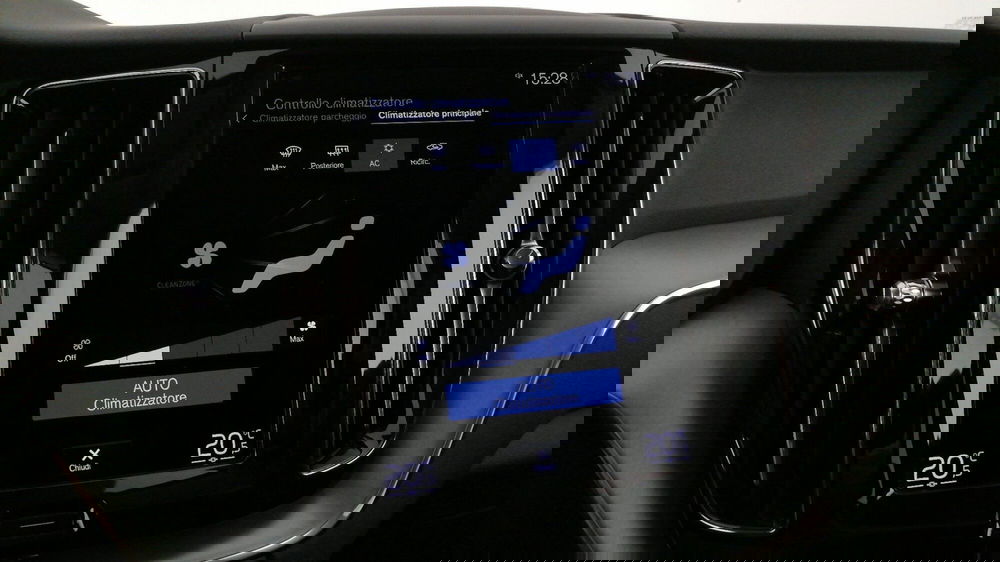 Volvo XC60 usata a Roma (17)