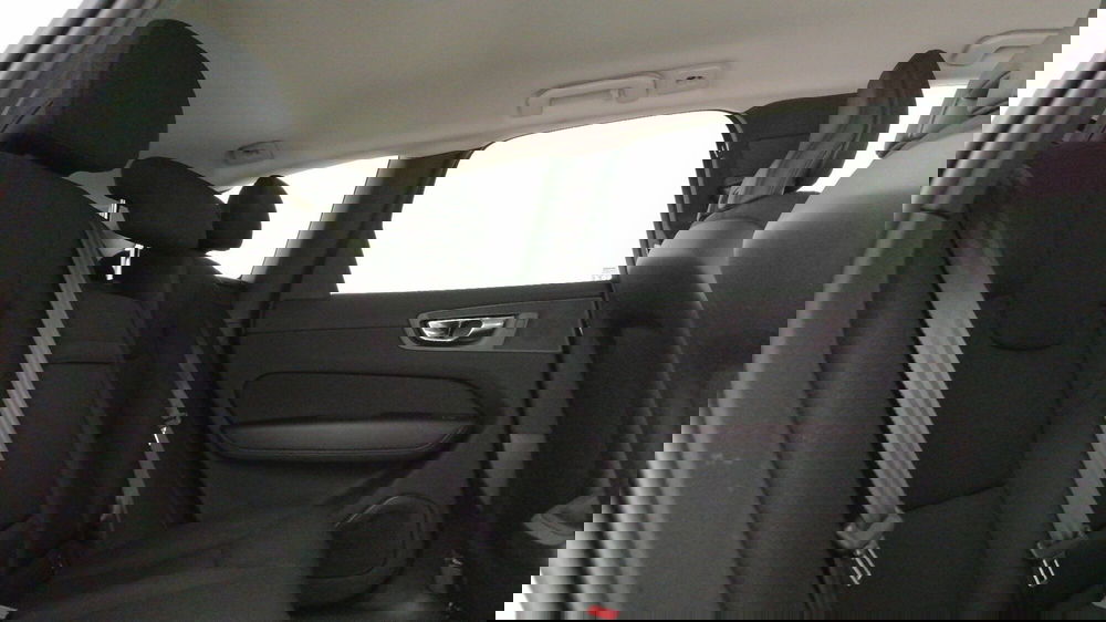 Volvo XC60 usata a Roma (8)
