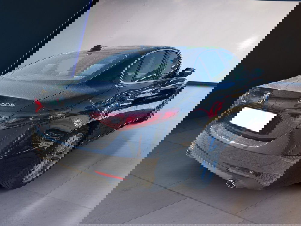 Alfa Romeo Giulia usata a Torino (4)