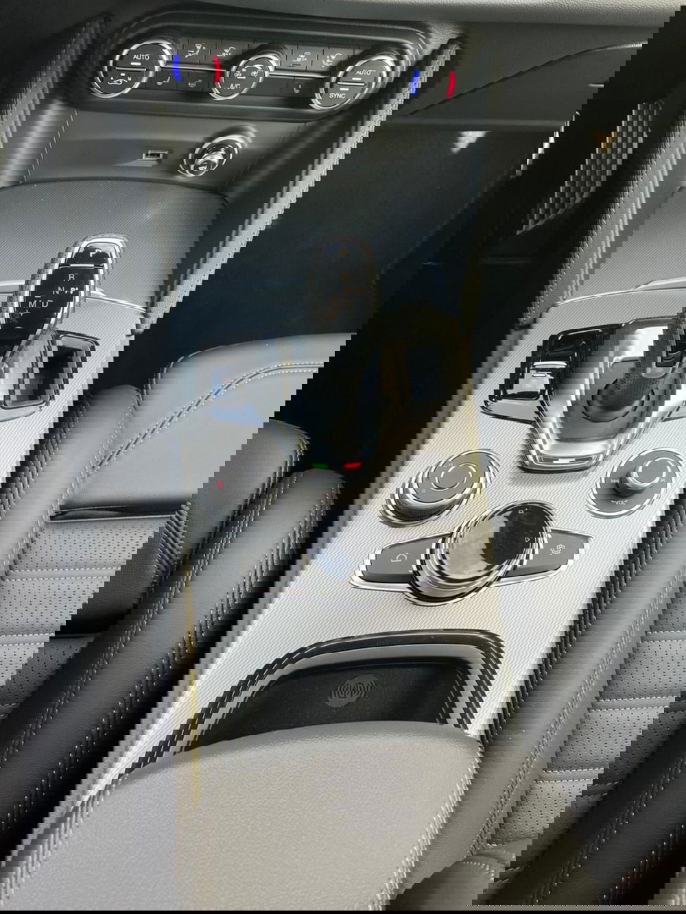 Alfa Romeo Stelvio usata a Milano (17)