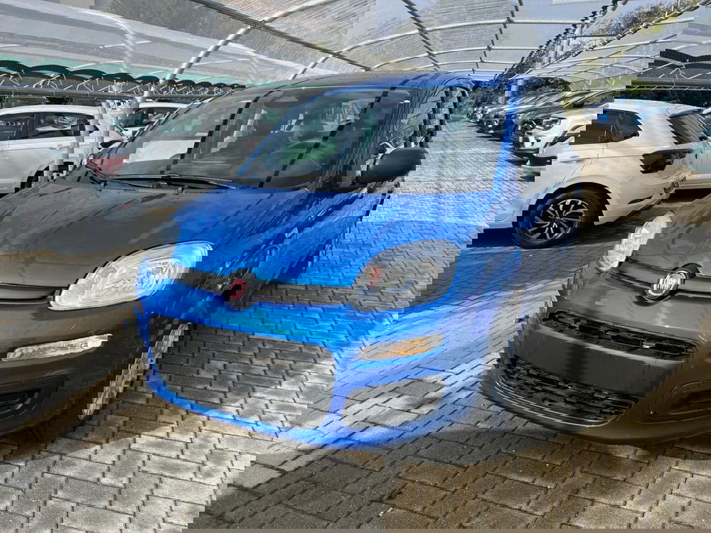 Fiat Panda Cross nuova a Milano