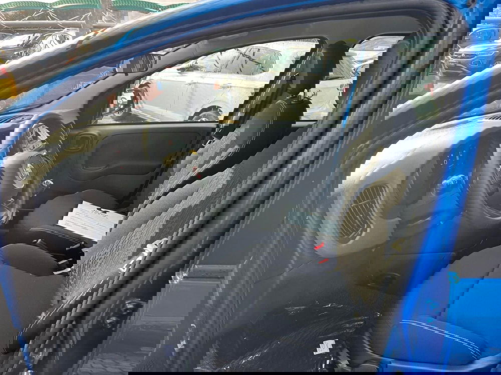 Fiat Panda Cross nuova a Milano (11)