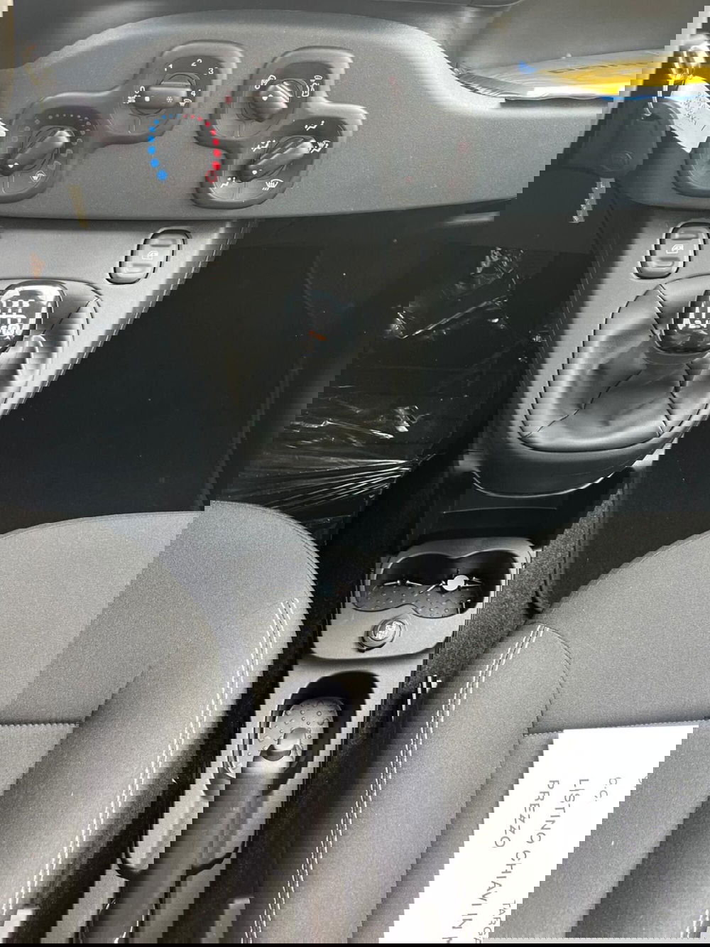 Fiat Panda Cross nuova a Milano (16)