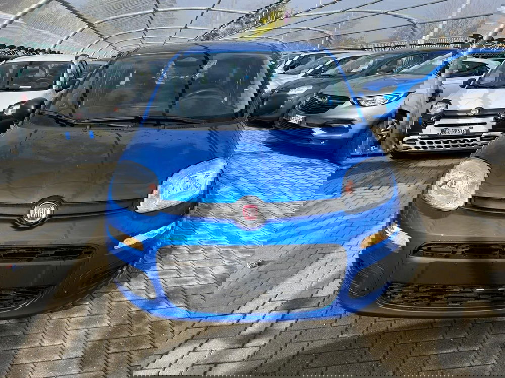 Fiat Panda Cross nuova a Milano (2)