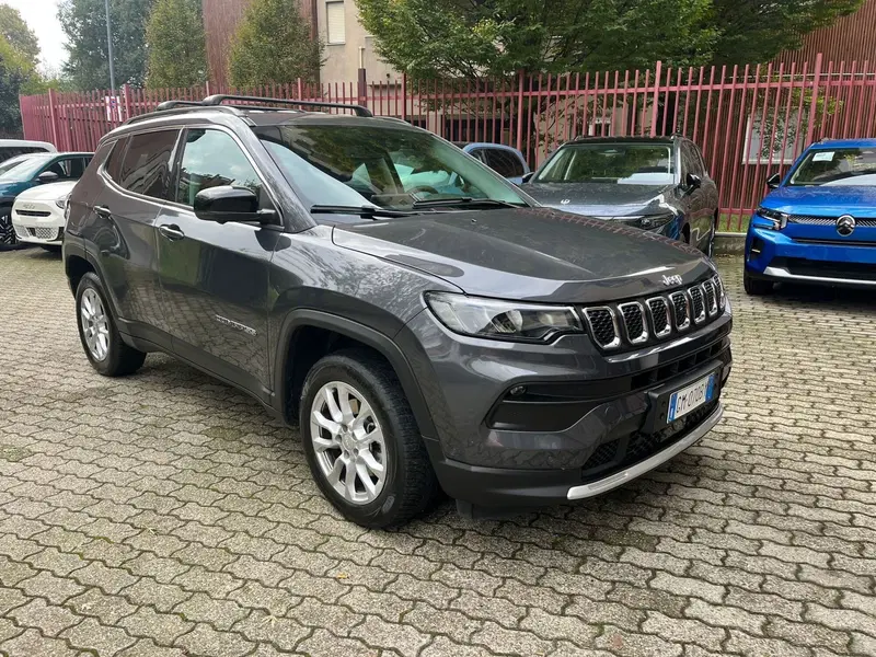 Jeep Compass usata a Milano (3)