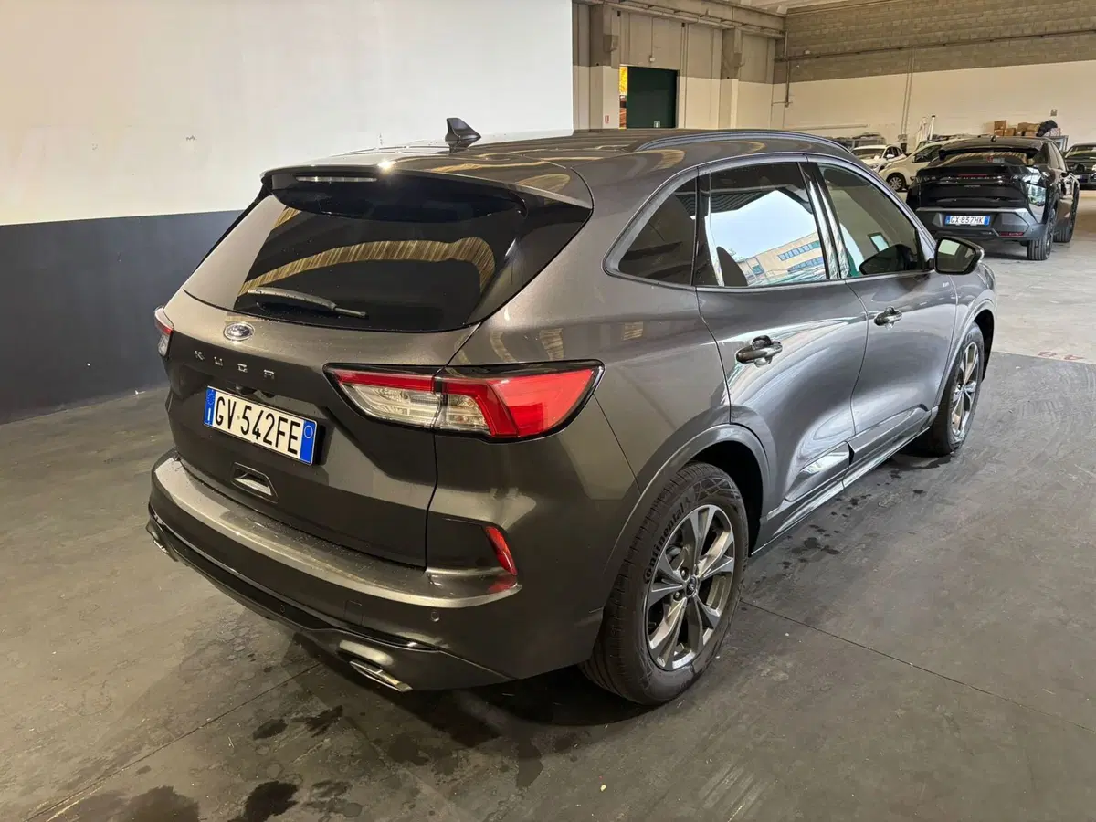 Ford Kuga usata a Milano (6)