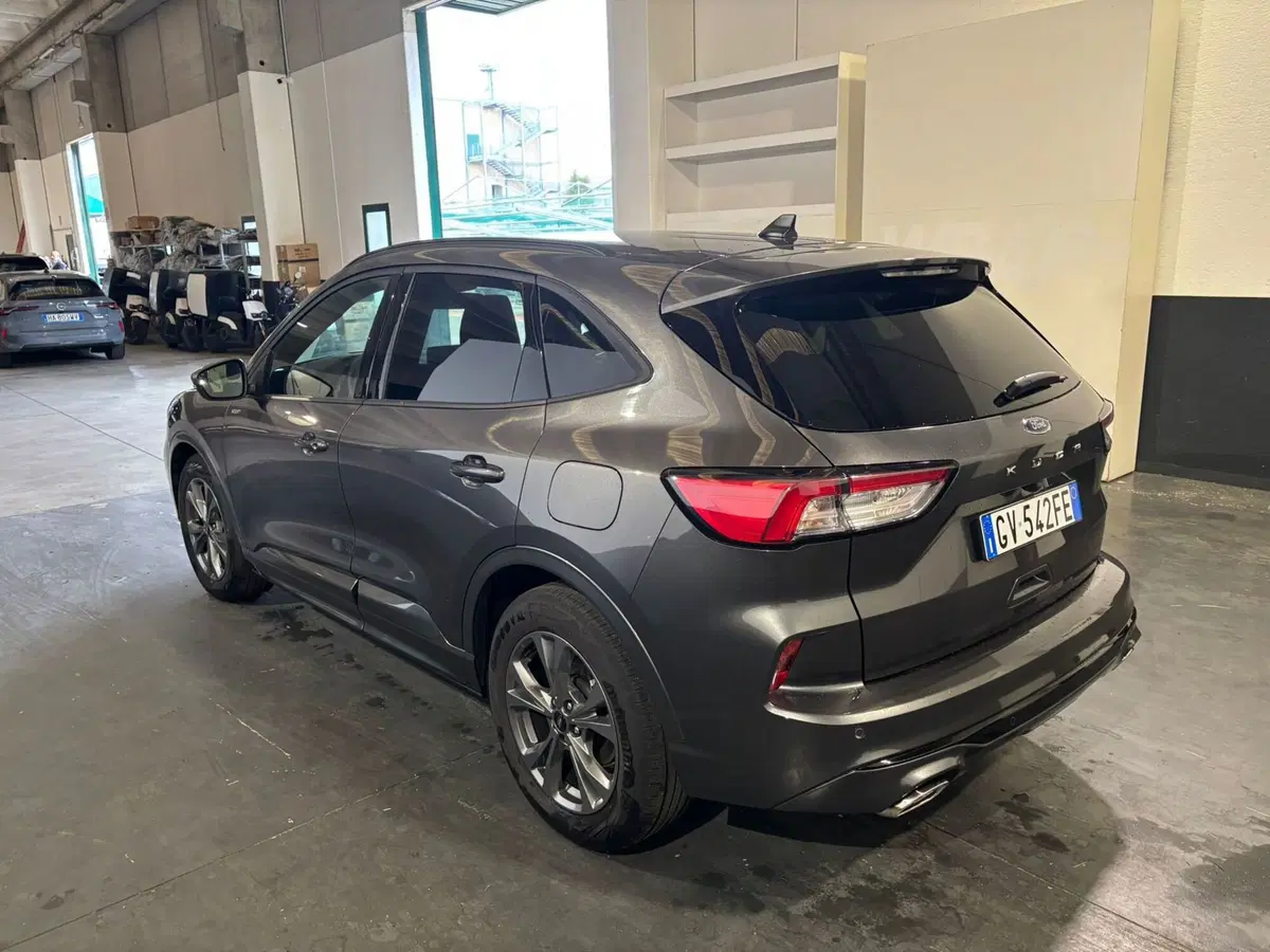Ford Kuga usata a Milano (7)