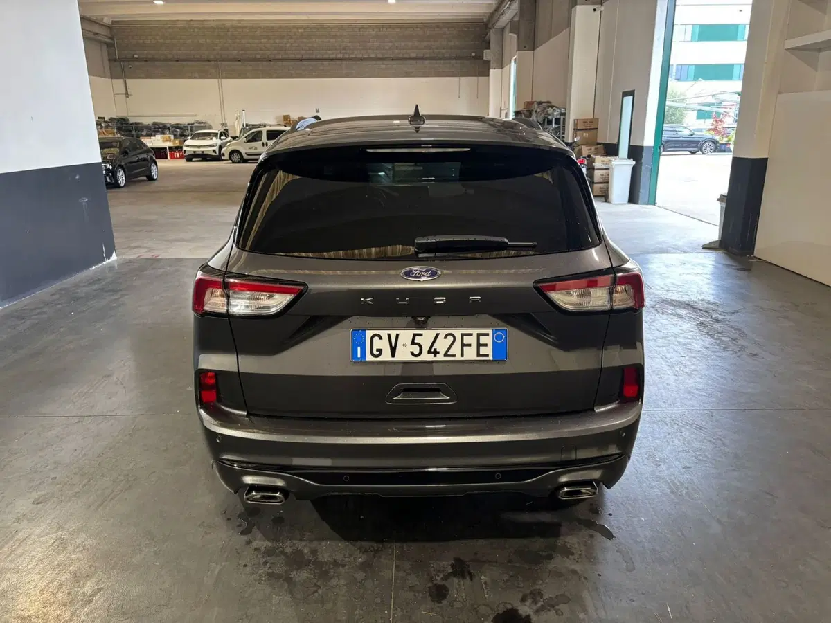 Ford Kuga usata a Milano (8)