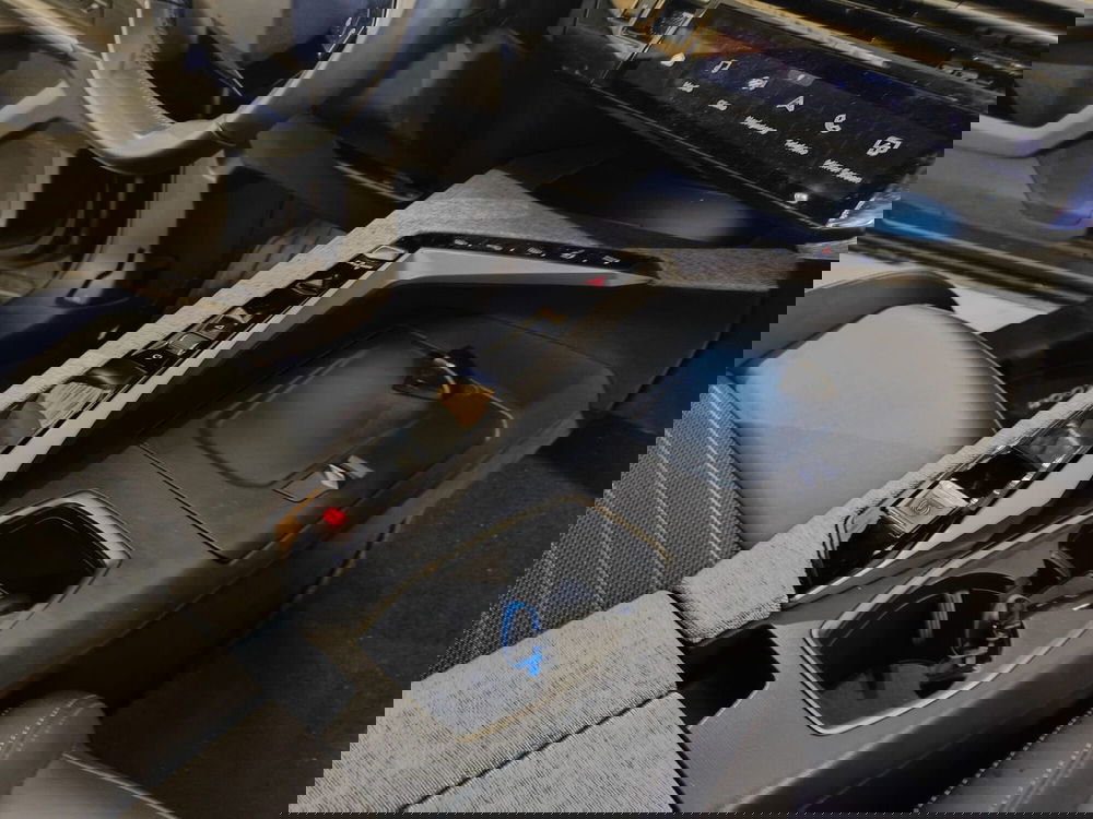 Peugeot 3008 usata a Milano (15)