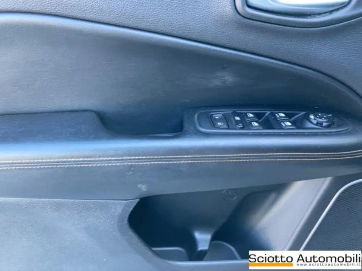 Jeep Compass usata a Messina (12)
