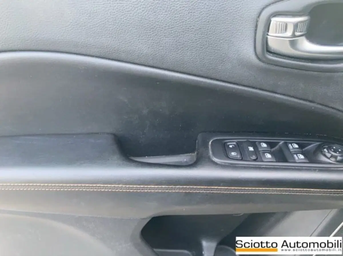 Jeep Compass usata a Messina (12)