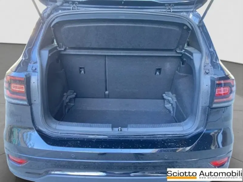 Volkswagen T-Cross usata a Messina (17)