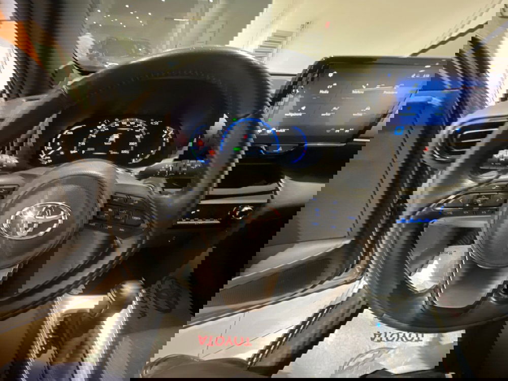 Toyota Yaris Cross usata a Catania (11)