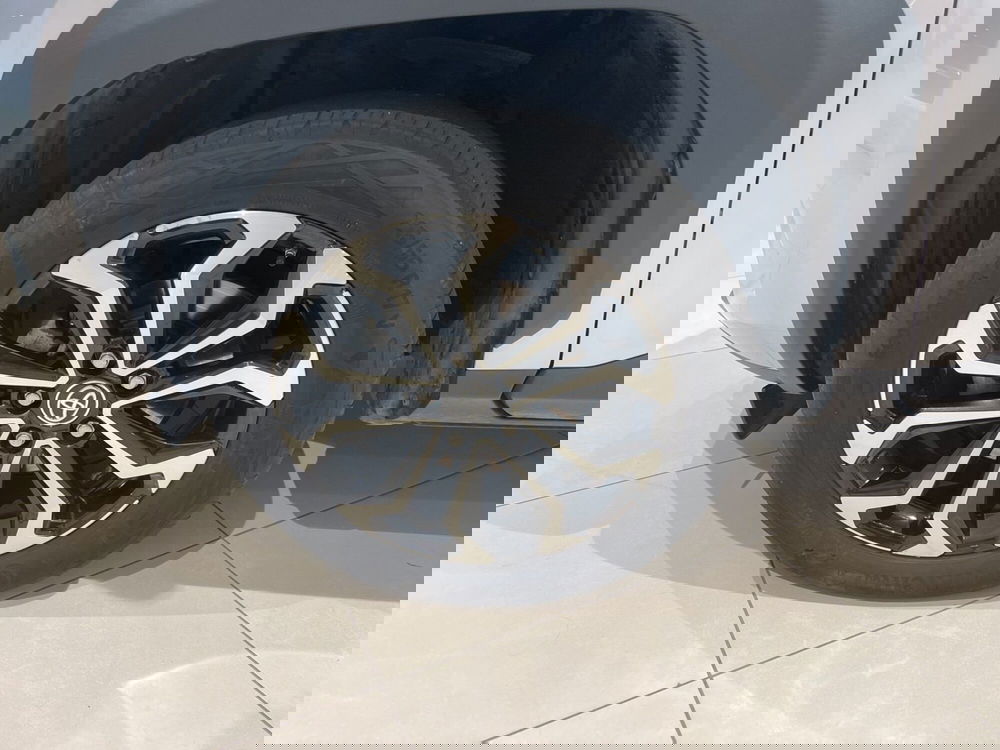 Toyota Yaris Cross usata a Catania (6)