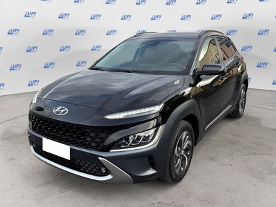 Hyundai Kona 1.6 gdi hev X Class Premium Pack 2wd dct del 2022 usata a Lucca