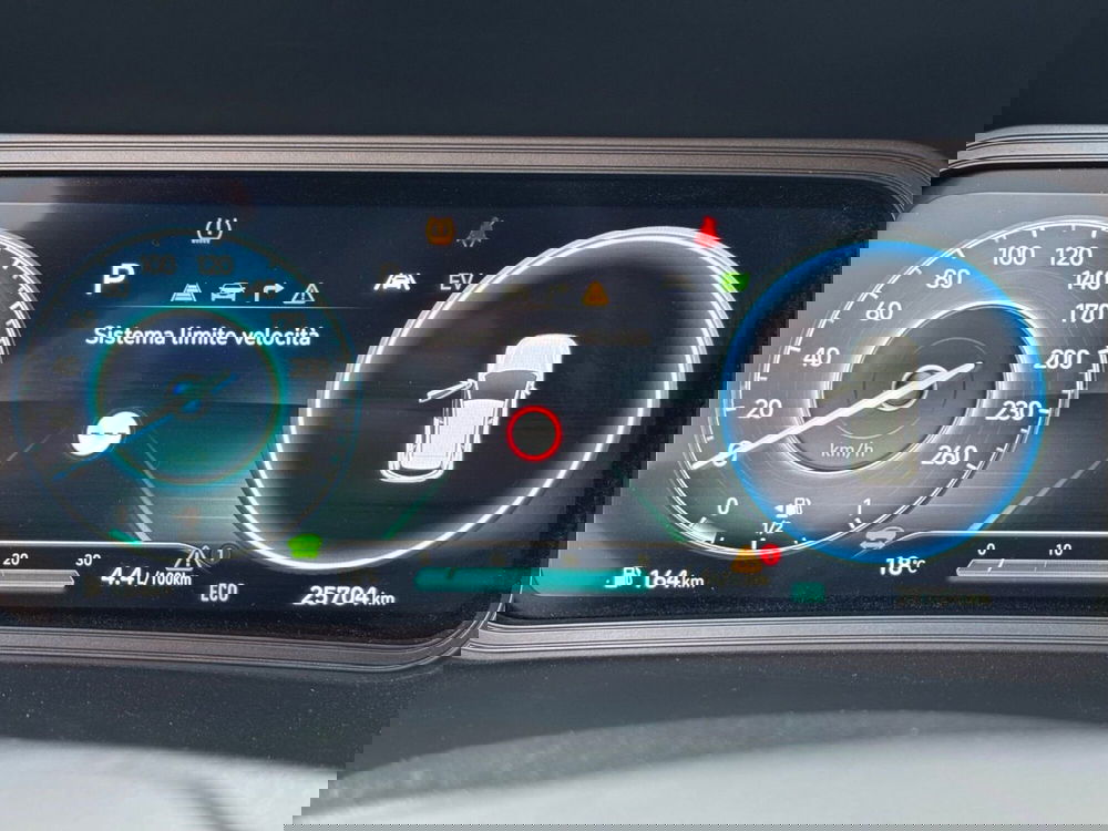 Hyundai Kona usata a Lucca (14)