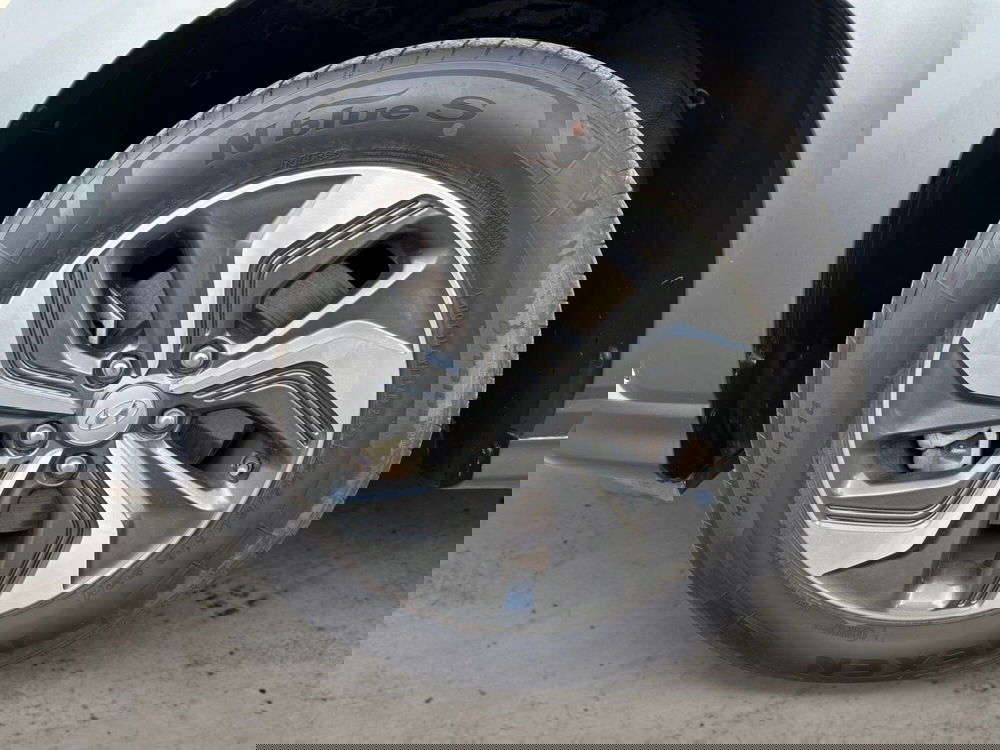 Hyundai Kona usata a Lucca (9)