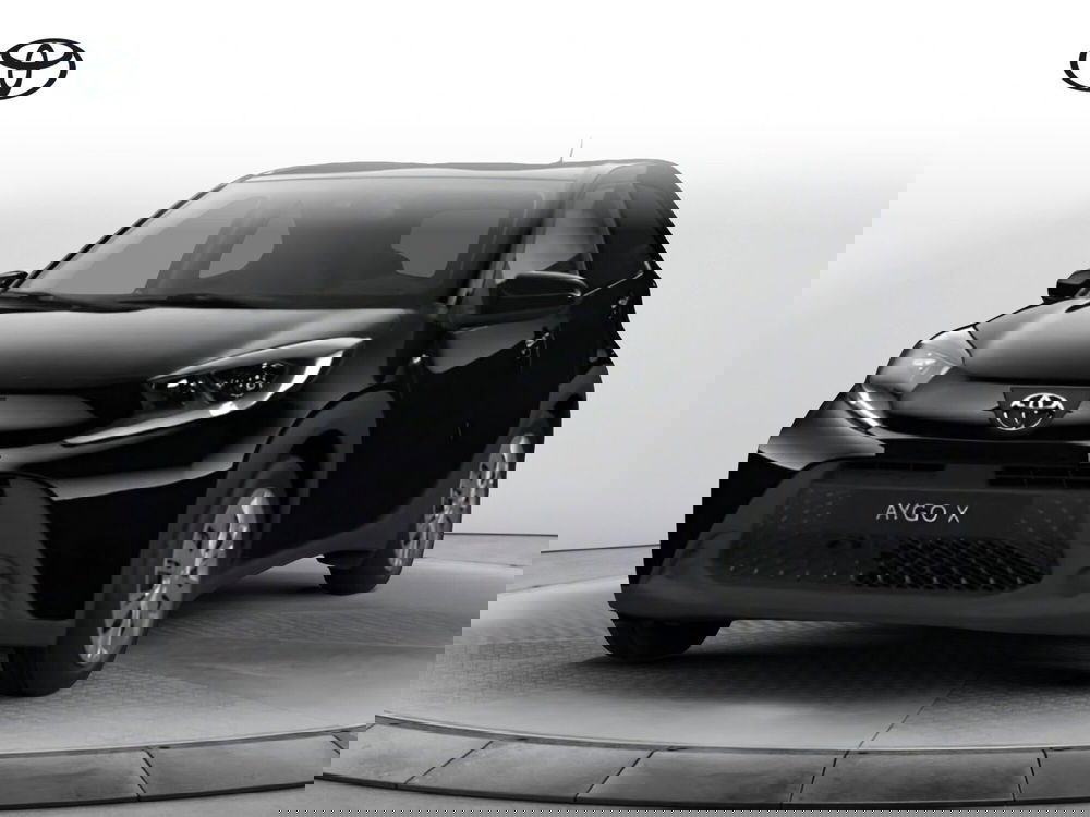 Toyota Aygo X nuova a Latina