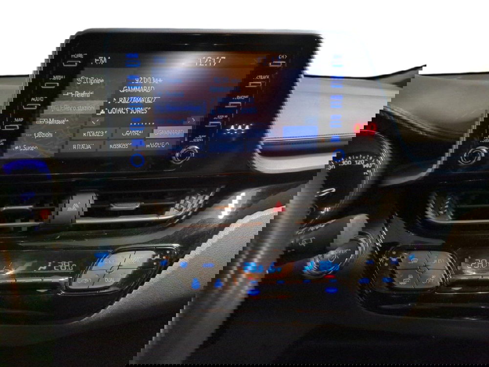 Toyota Toyota C-HR usata a Milano (16)