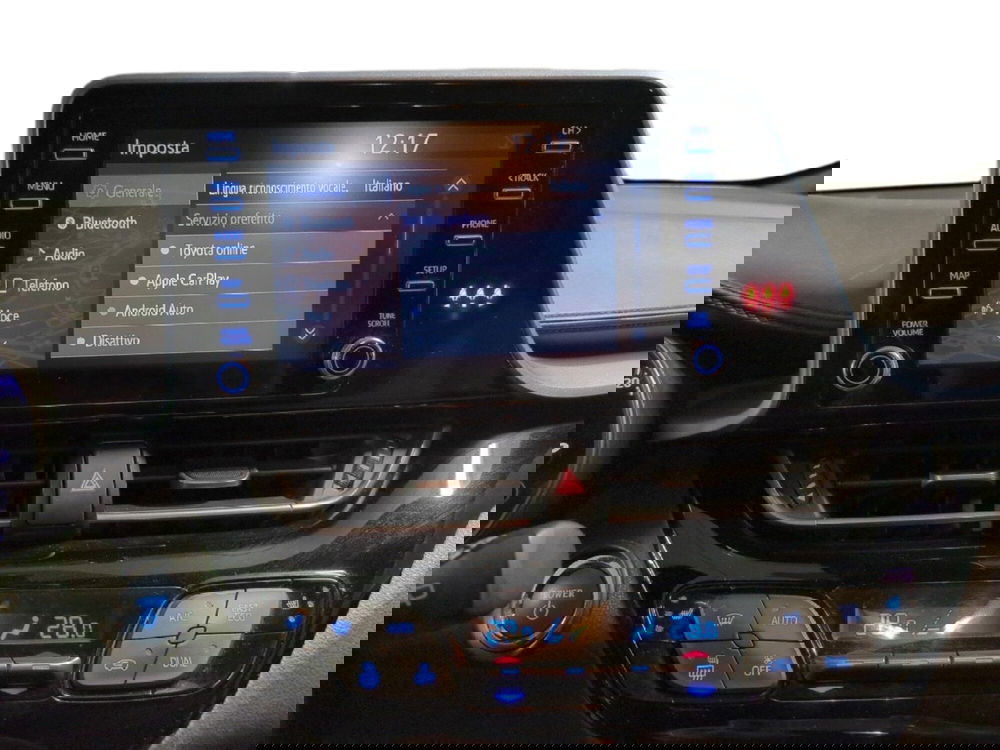 Toyota Toyota C-HR usata a Milano (18)