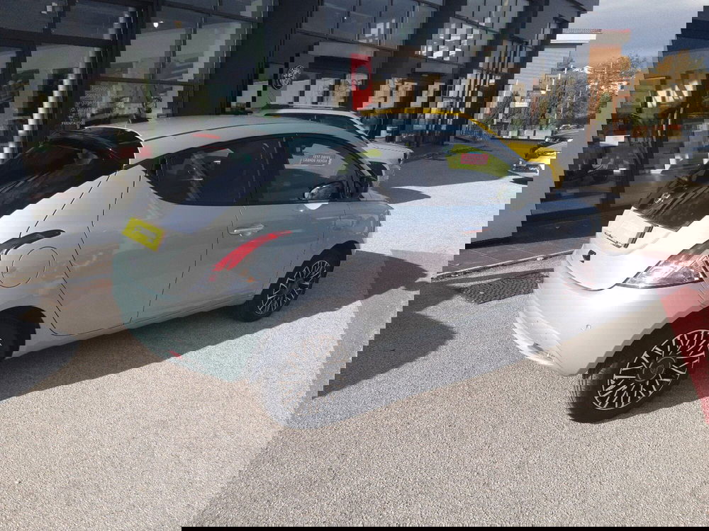 Lancia Ypsilon usata a Campobasso (6)