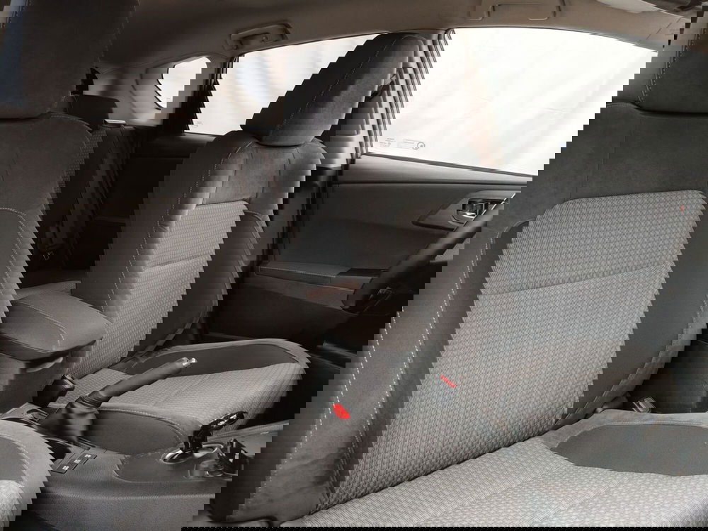 Toyota Auris usata a Roma (7)