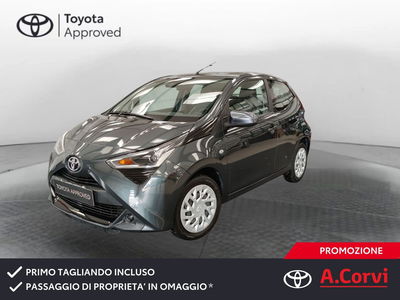 Toyota Aygo Connect 1.0 VVT-i 72 CV 5 porte x-play del 2021 usata a Genzano di Roma