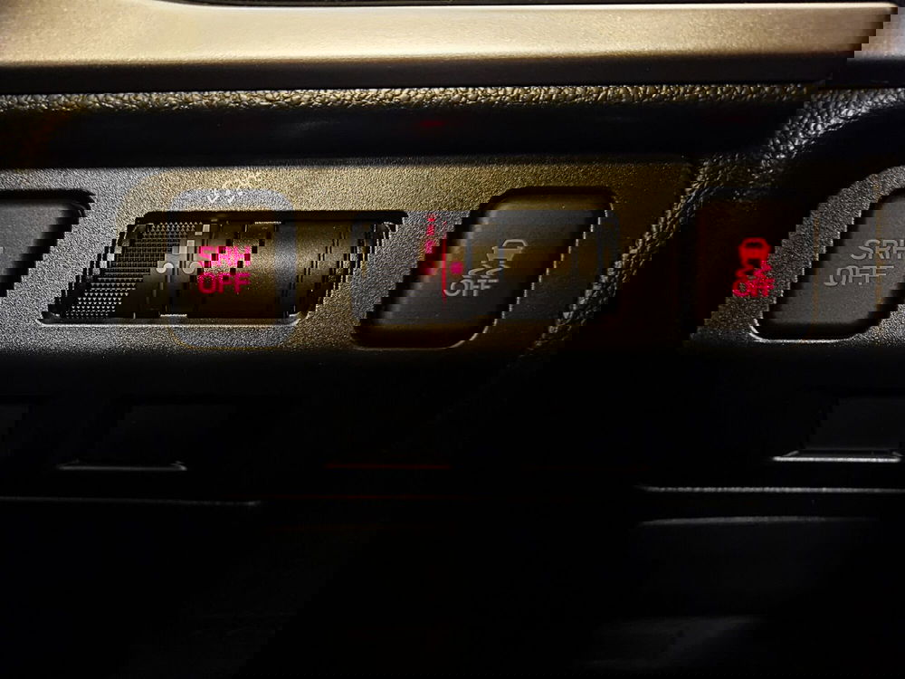 Subaru Forester usata a Pavia (19)