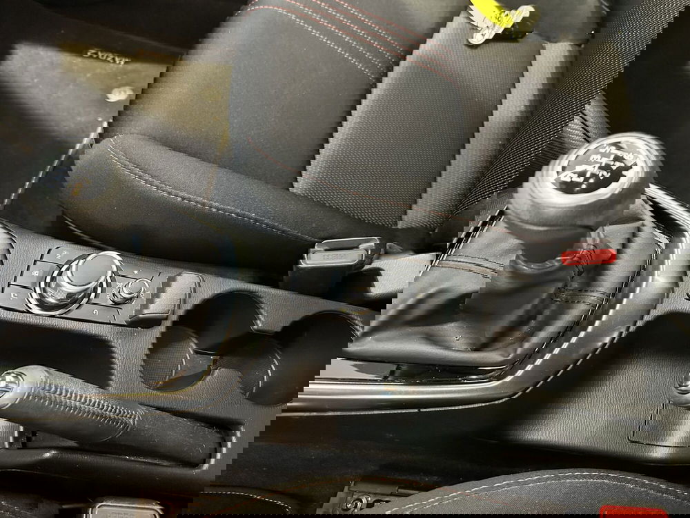 Mazda Mazda2 usata a Latina (16)