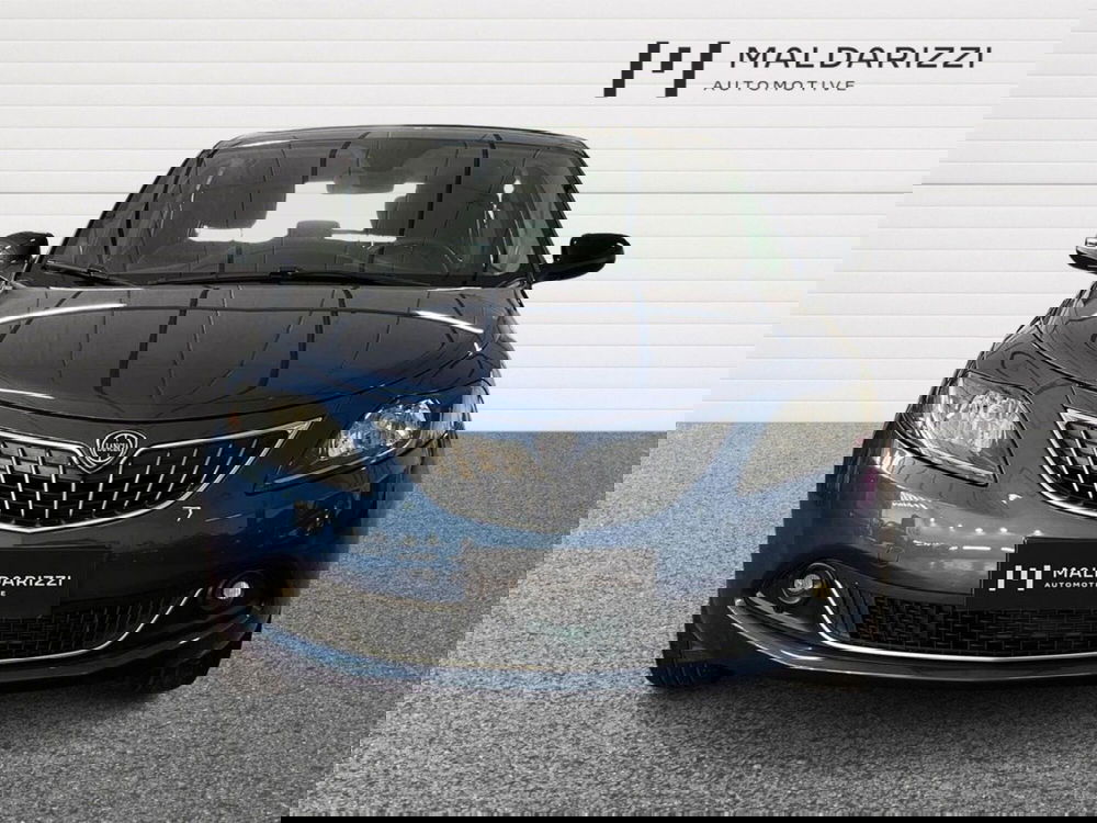 Lancia Ypsilon usata a Bari (2)