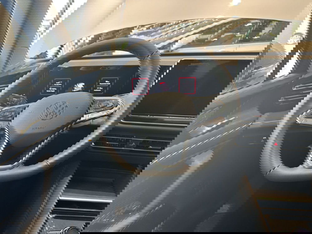 Volkswagen Tiguan nuova a Padova (10)