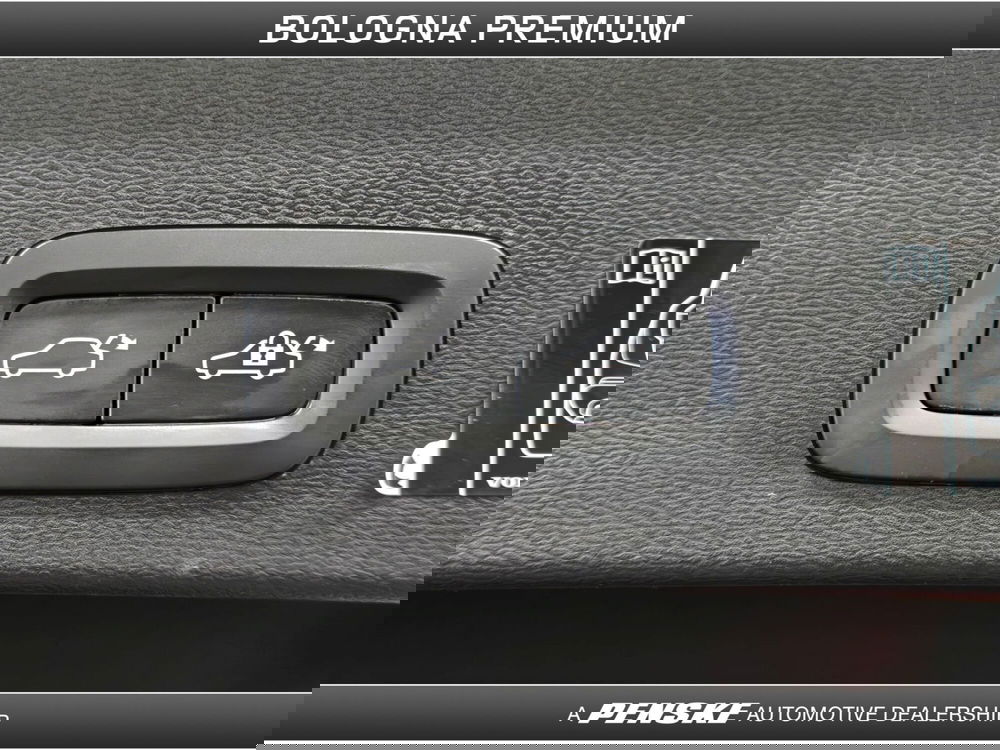 Volvo XC40 usata a Bologna (12)