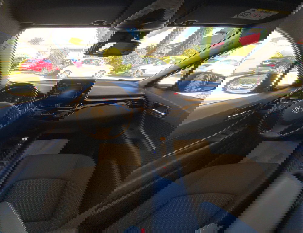 Toyota Toyota C-HR usata a Perugia (10)