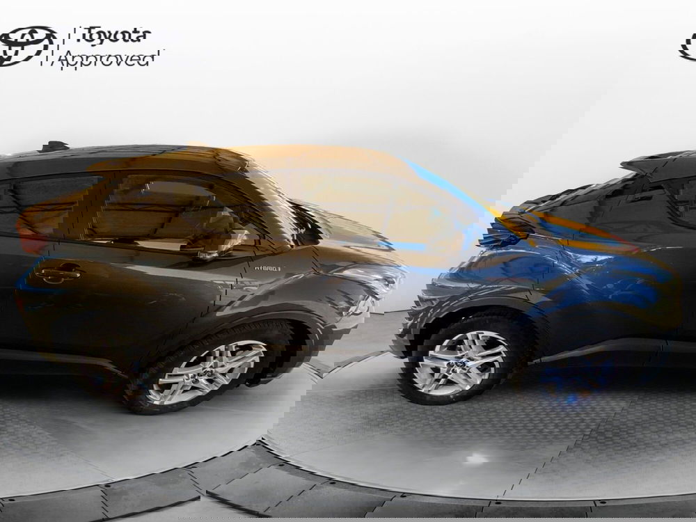 Toyota Toyota C-HR usata a Perugia (14)