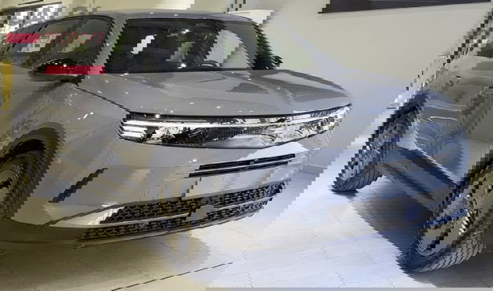 Opel Grandland nuova a Modena