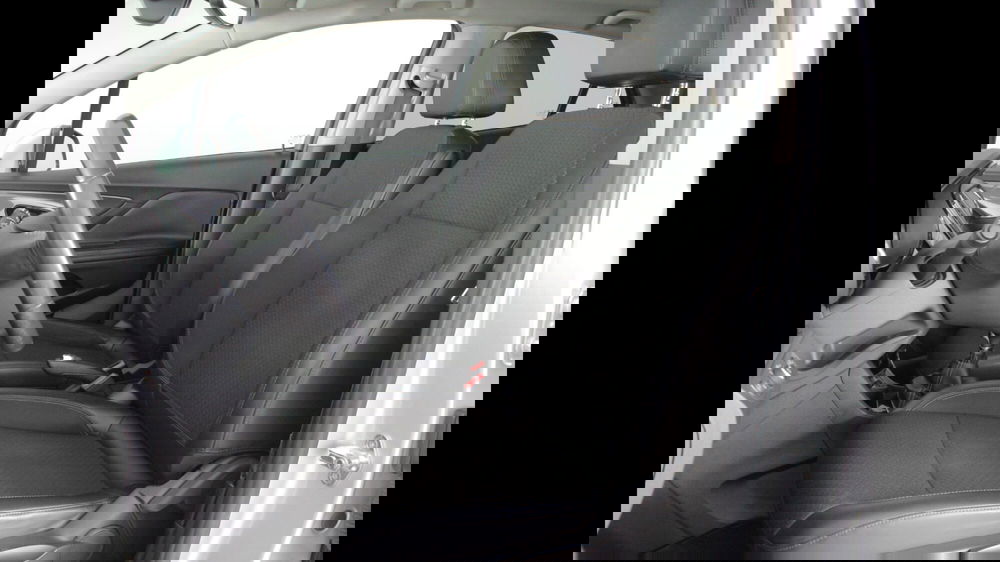 Opel Mokka usata a Palermo (11)